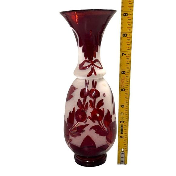 Vintage Bohemian Bird Floral Flowers Ruby Red & White Etched Glass Vase Design - Picture 6 of 6